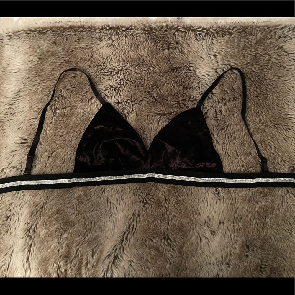 Black velvet Bralette